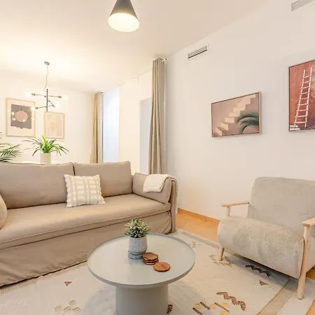 Green Apartment *